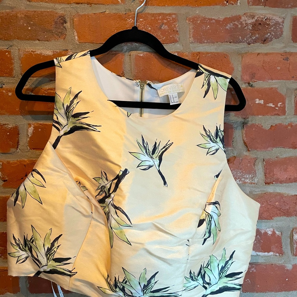 Plus Size Crop Top